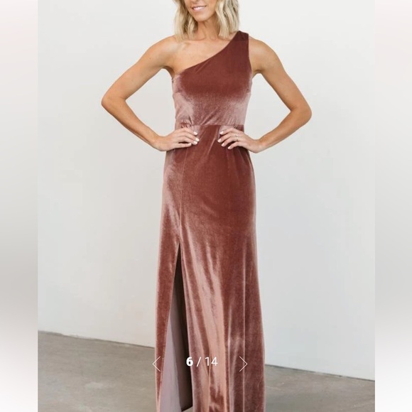 Baltic Born Dresses & Skirts - Baltic Born Tatiana Velvet Dress